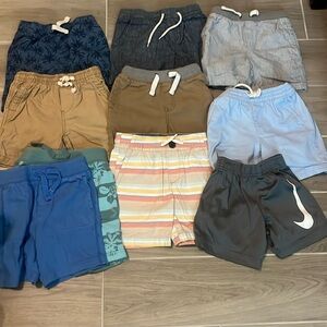 10 pairs of shorts 4- 2t pairs of shorts and 6 3t pairs of shorts